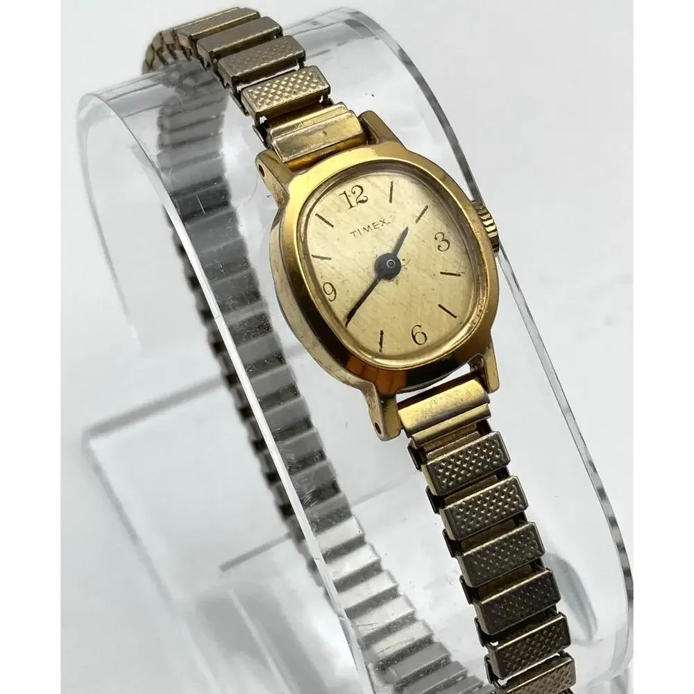 VTG Timex Mechanical Wind Up Dainty Oval Women's Watch 18mm Expandable Band